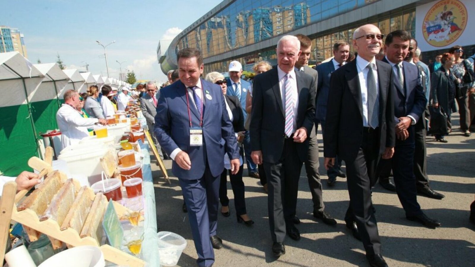 Олег Яровиков