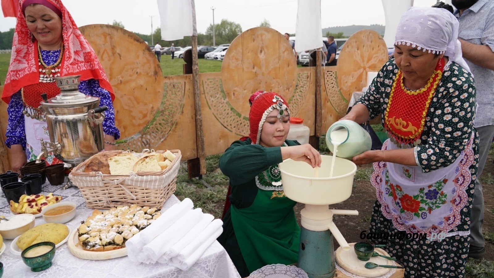 Олег Яровиков