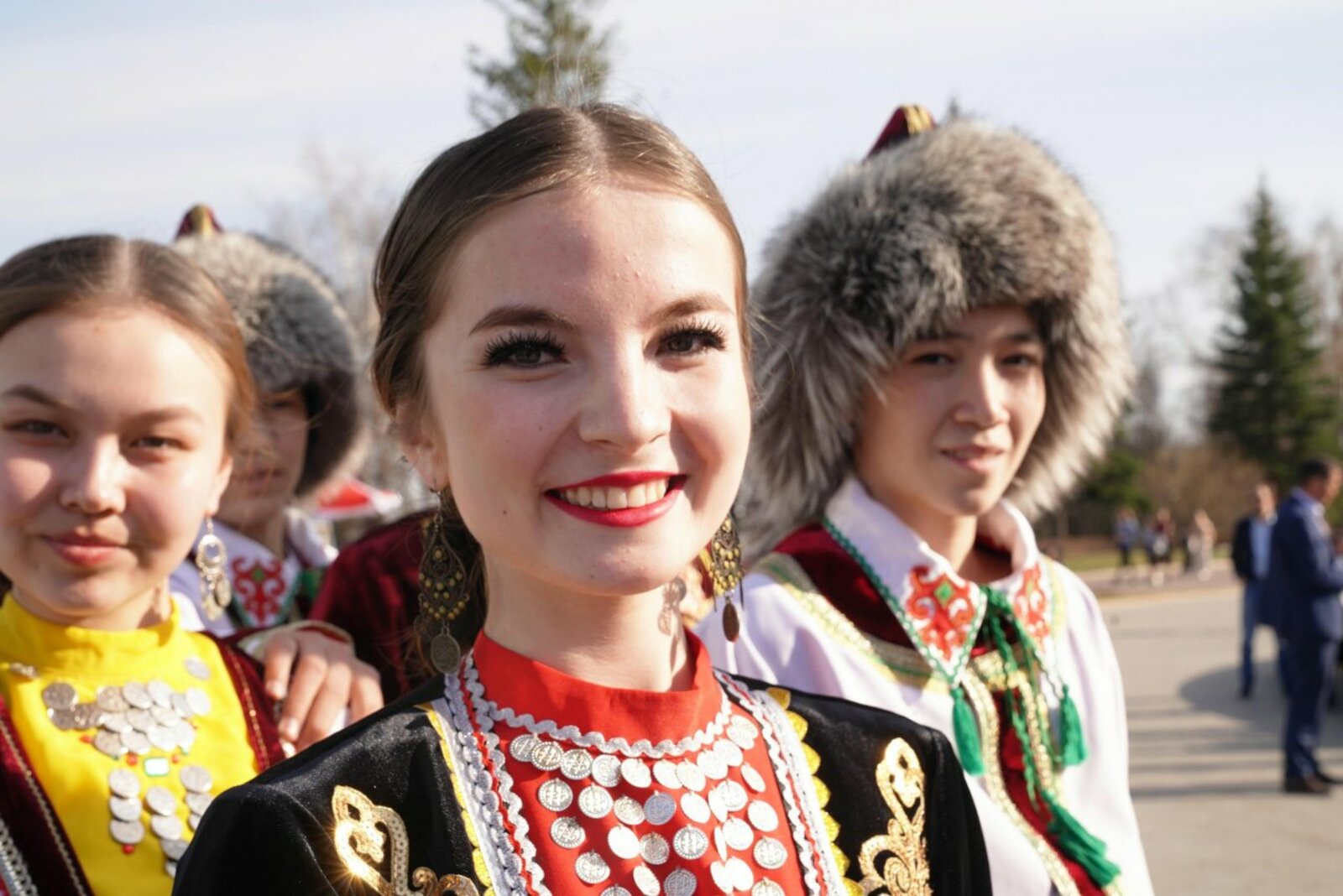 Олег Яровиков