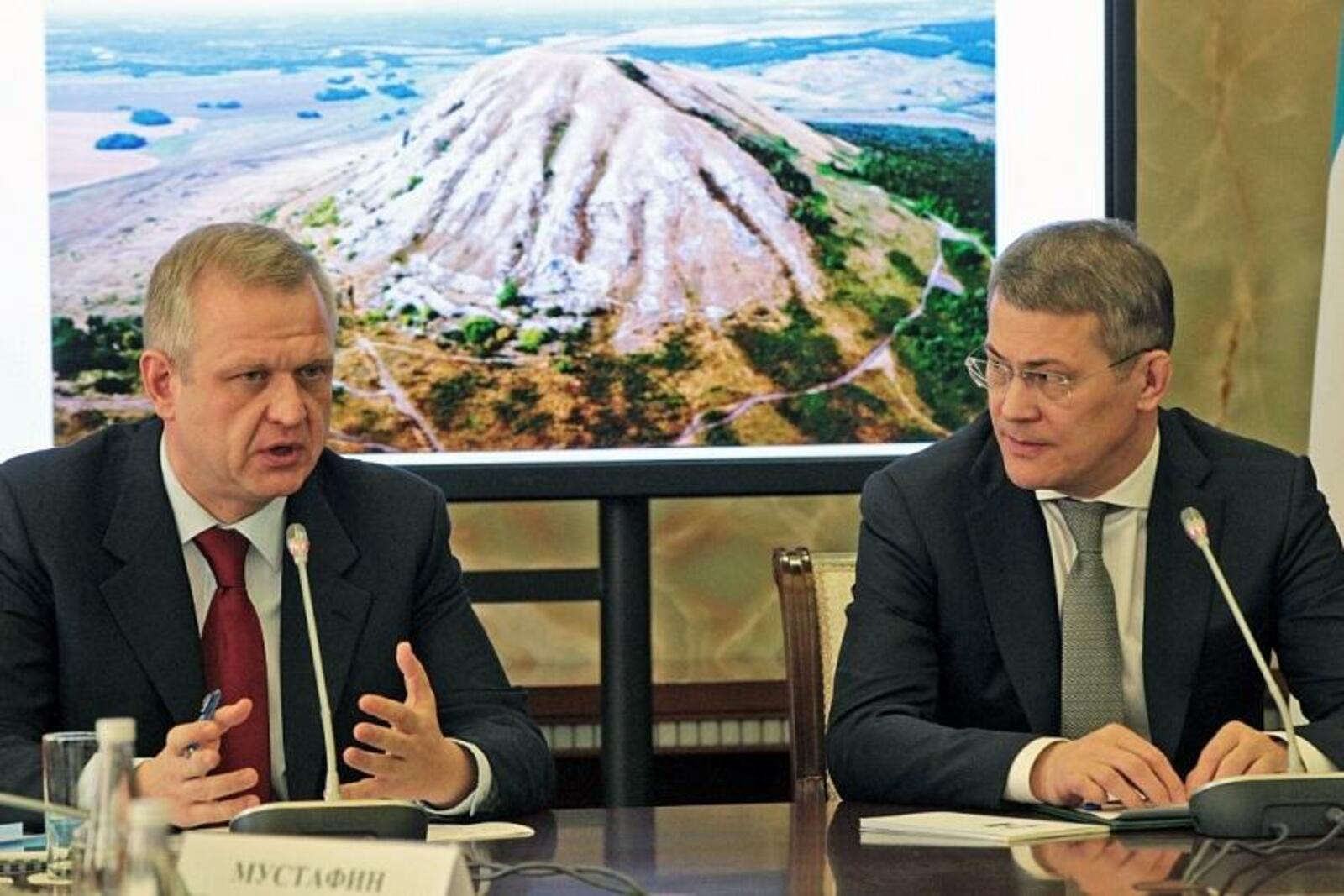 Олег Яровиков