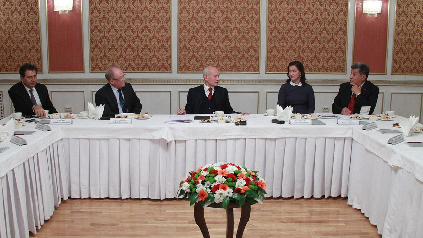 Олег Яровиков