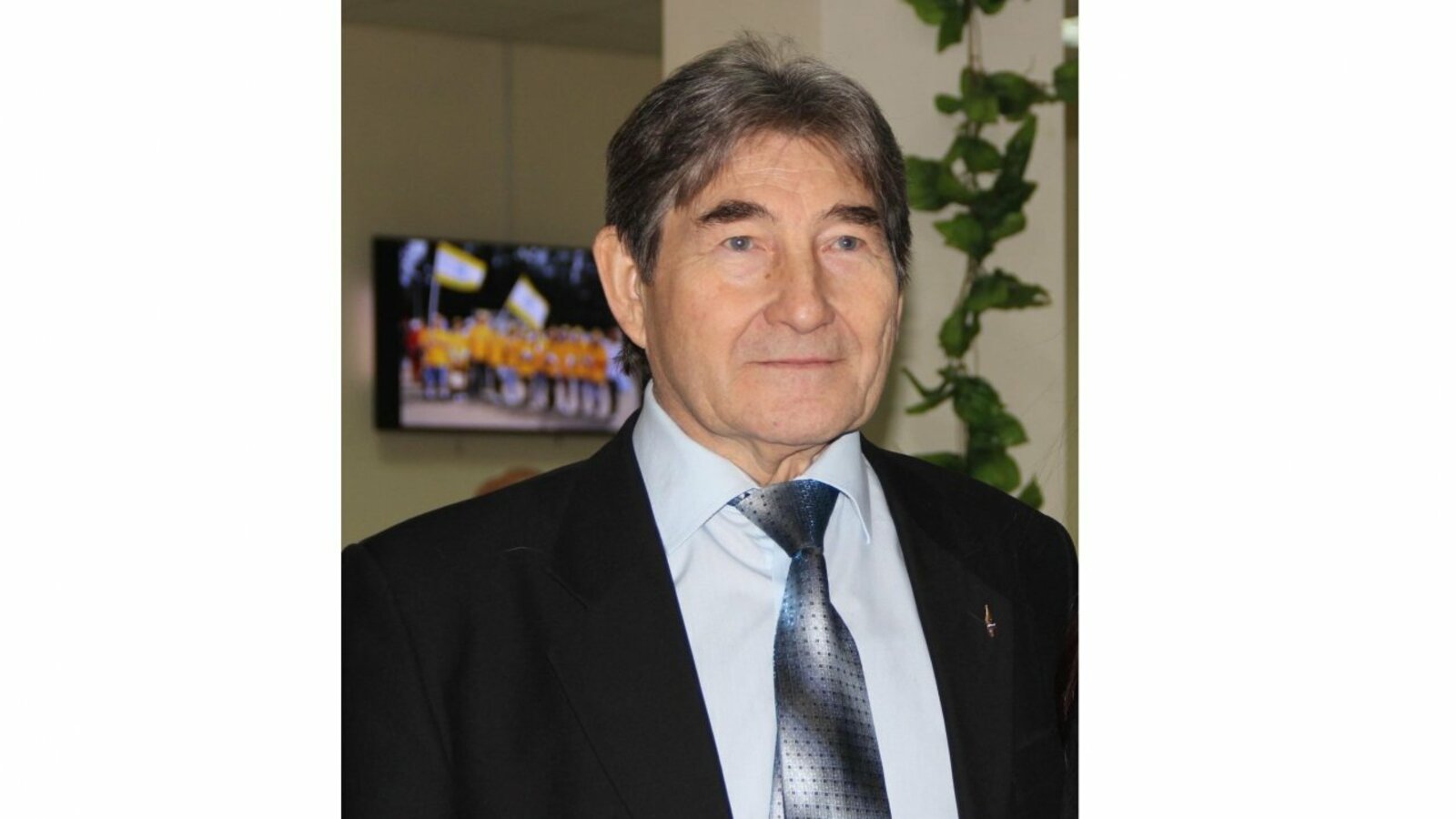 автор и Михаил Никитин