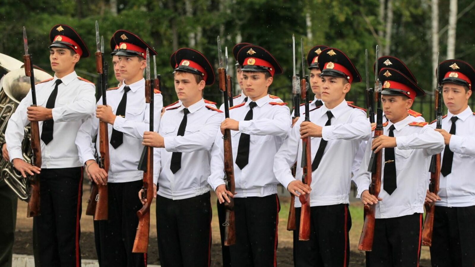 Олег Яровиков