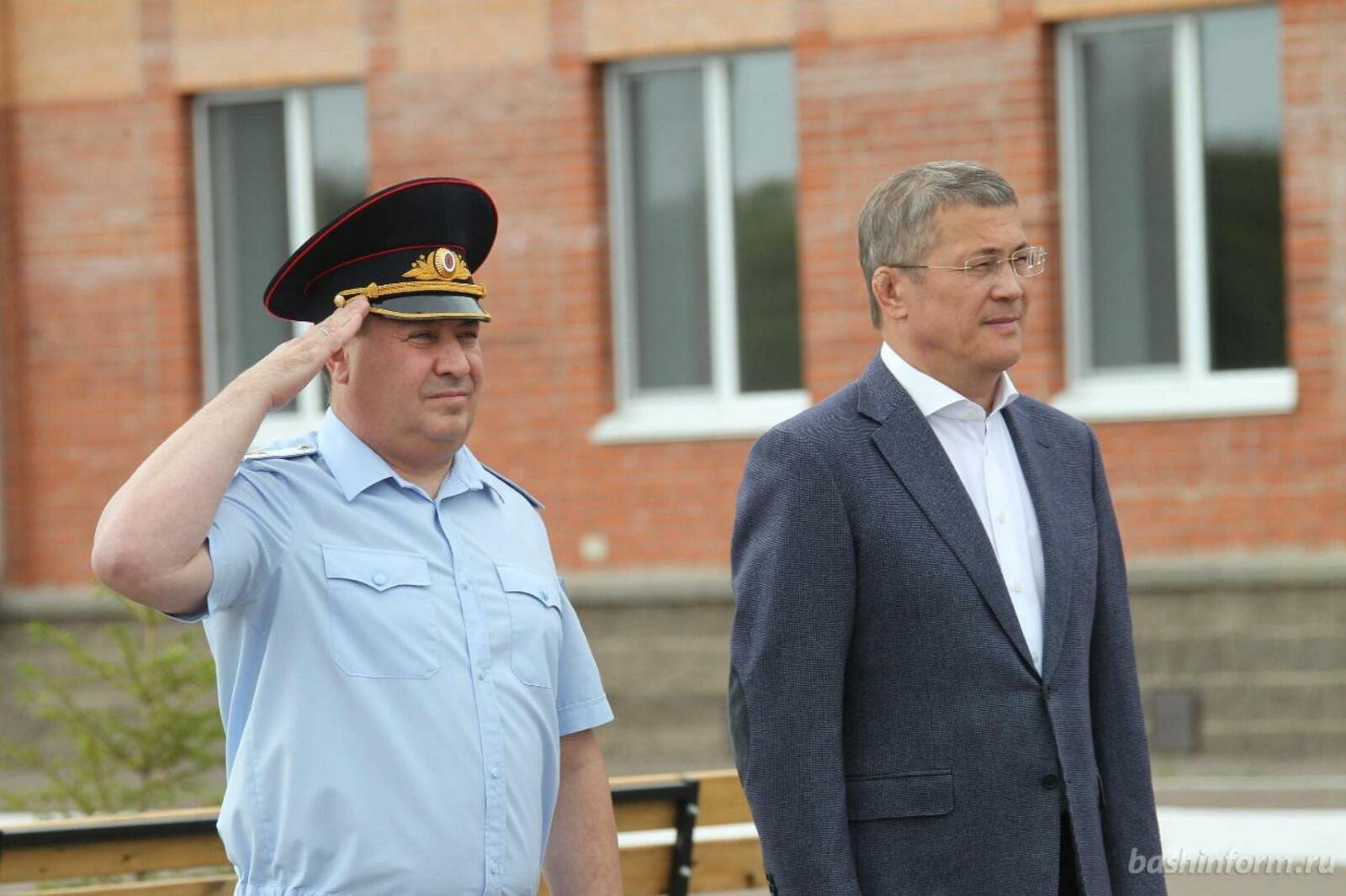 Олег Яровиков