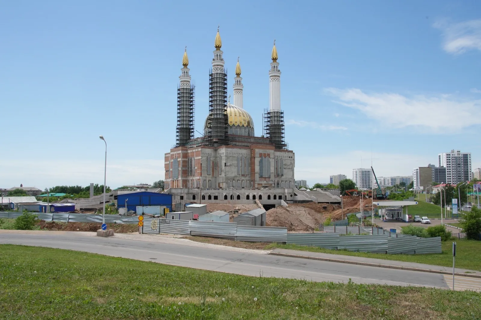 Олег Яровиков