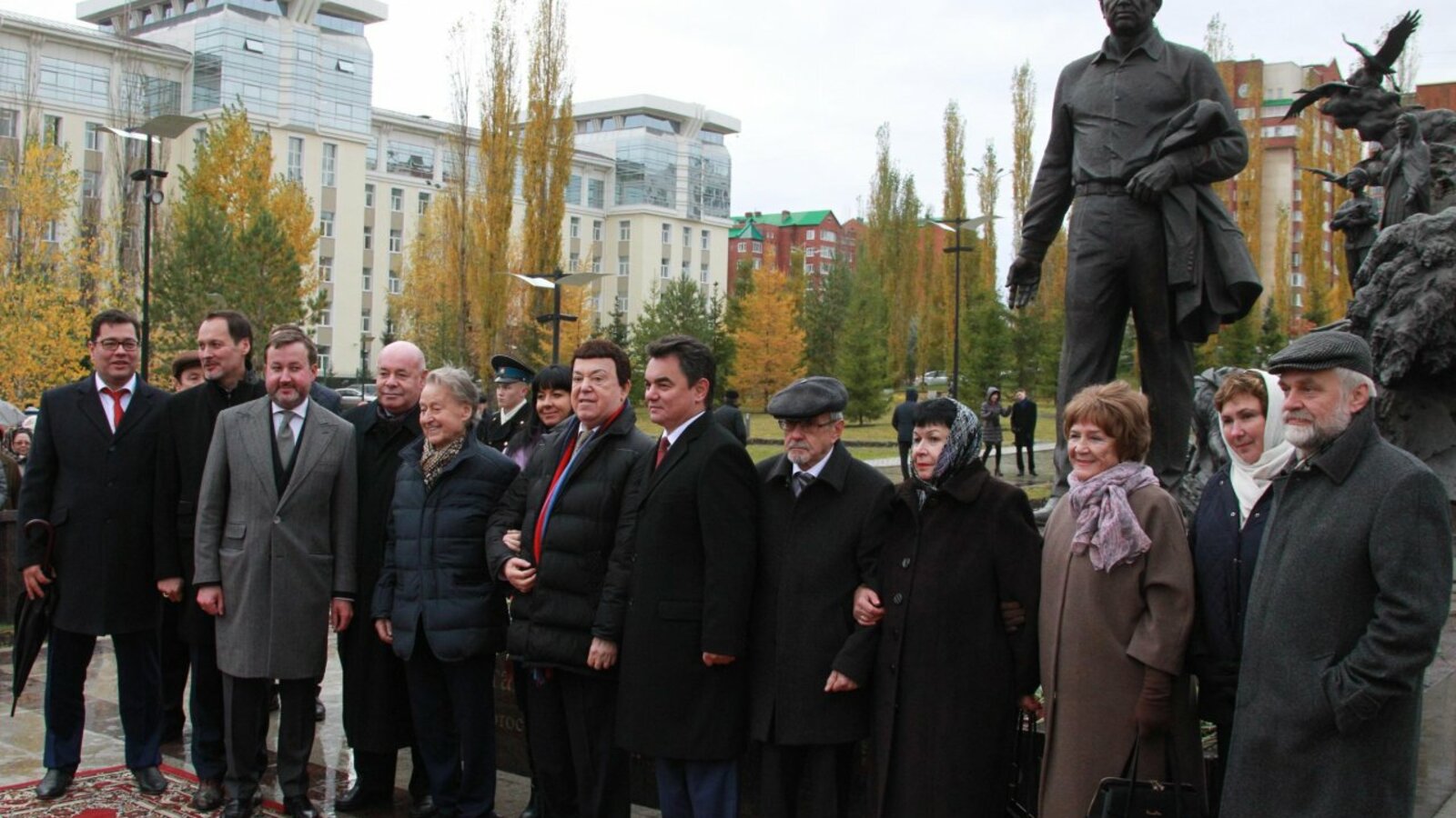 Олег Яровиков