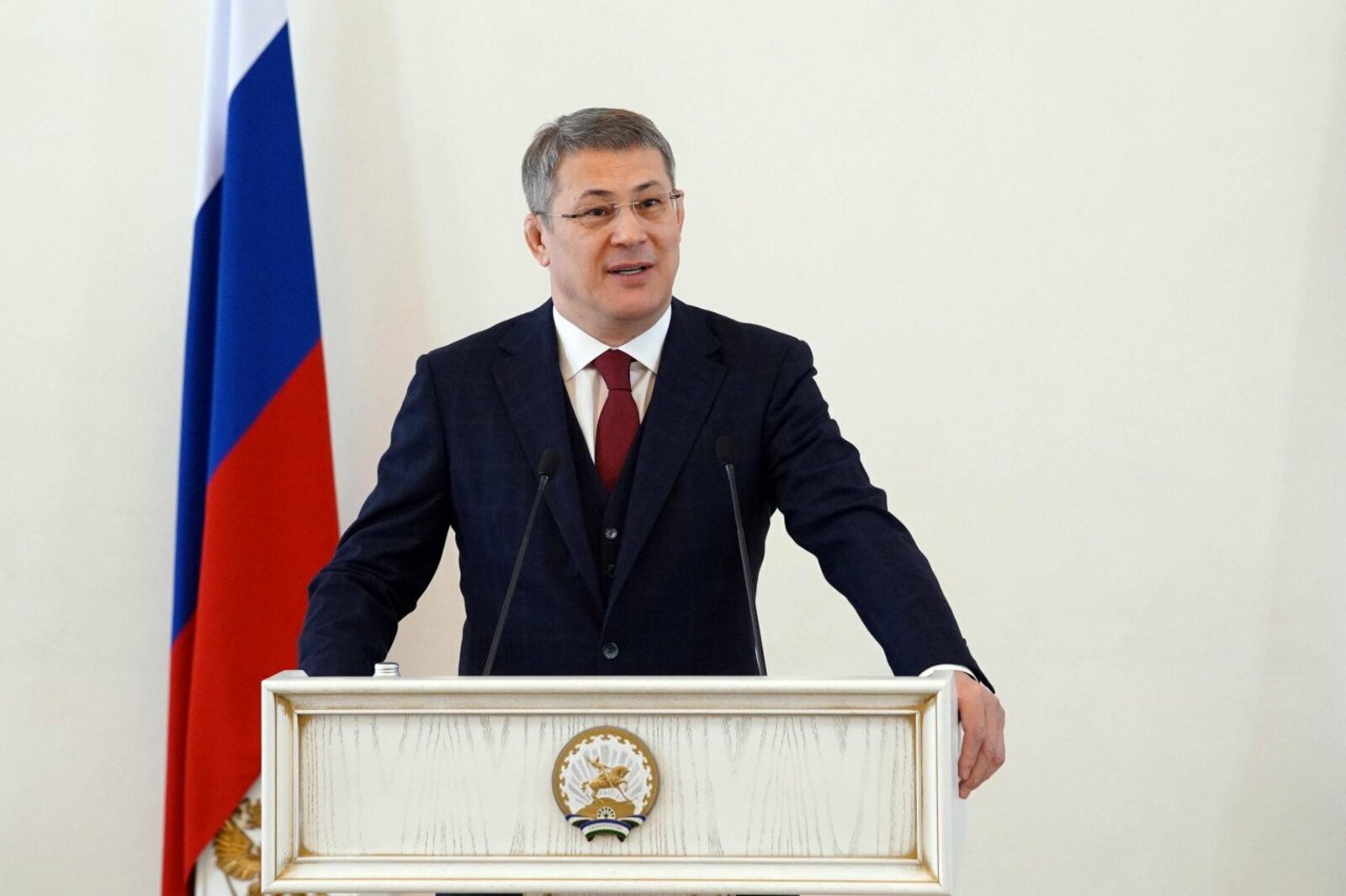 Олег Яровиков