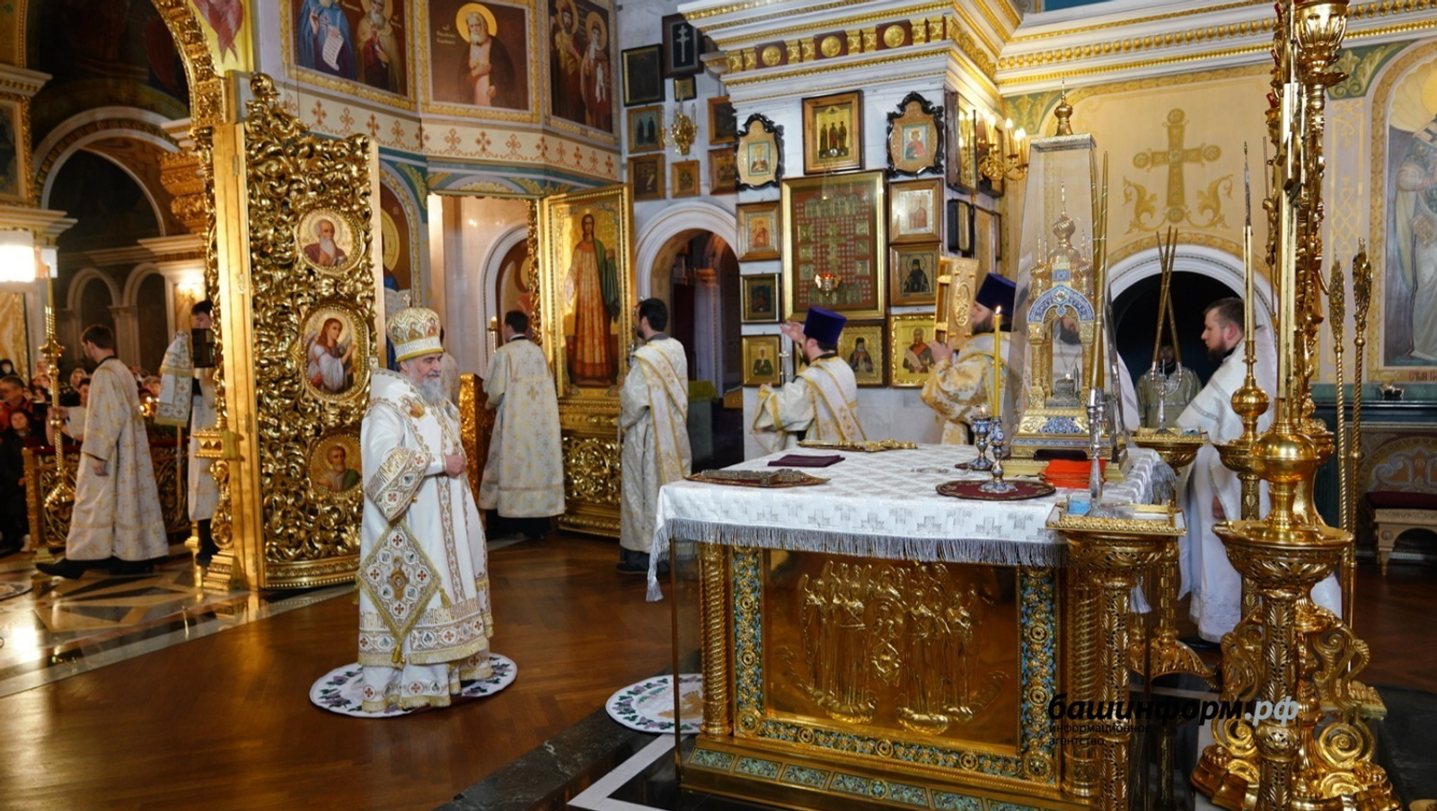 Олег Яровиков