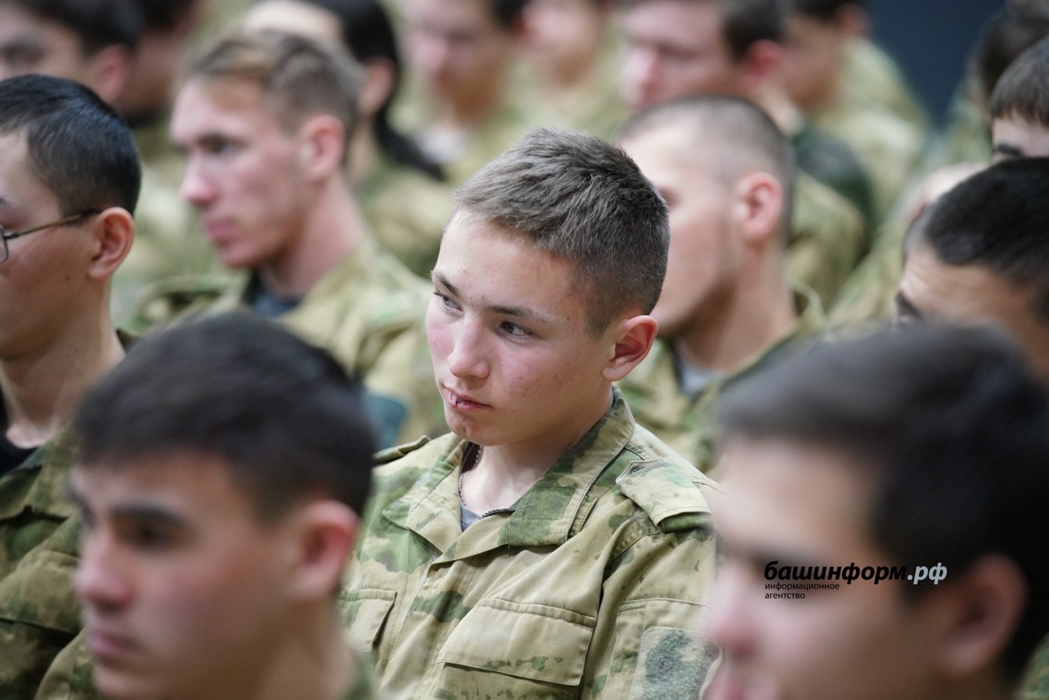 Олег Яровиков