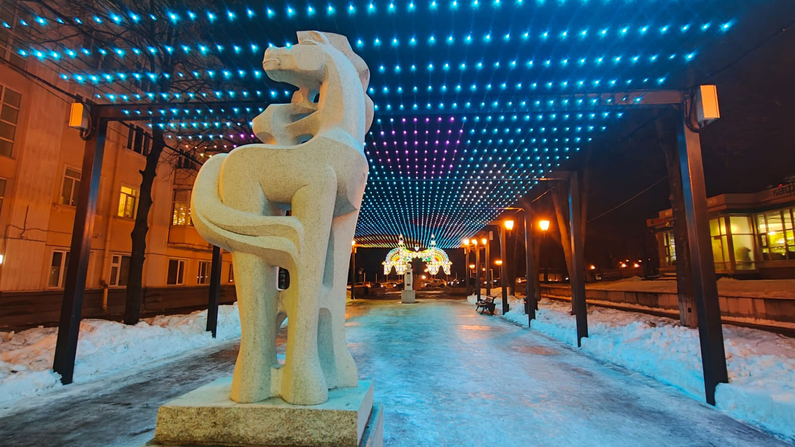 Станислав Шахов