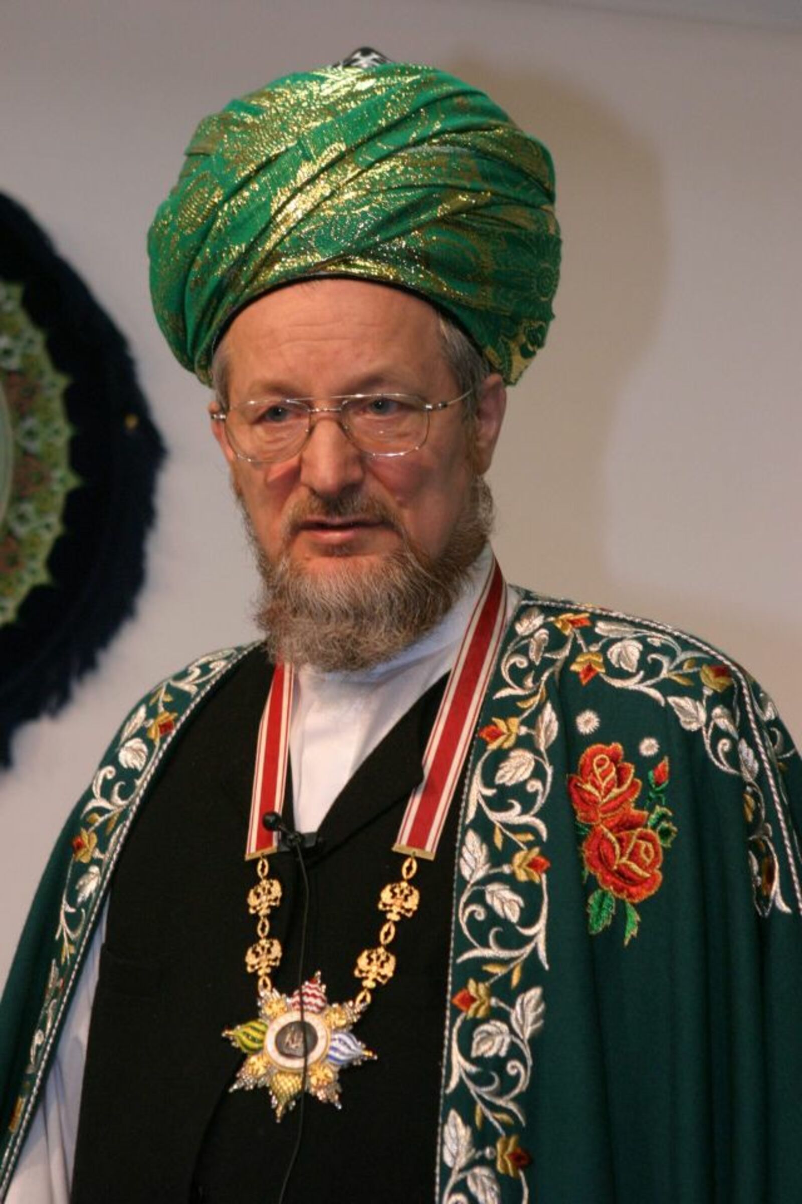 Олег Яровиков