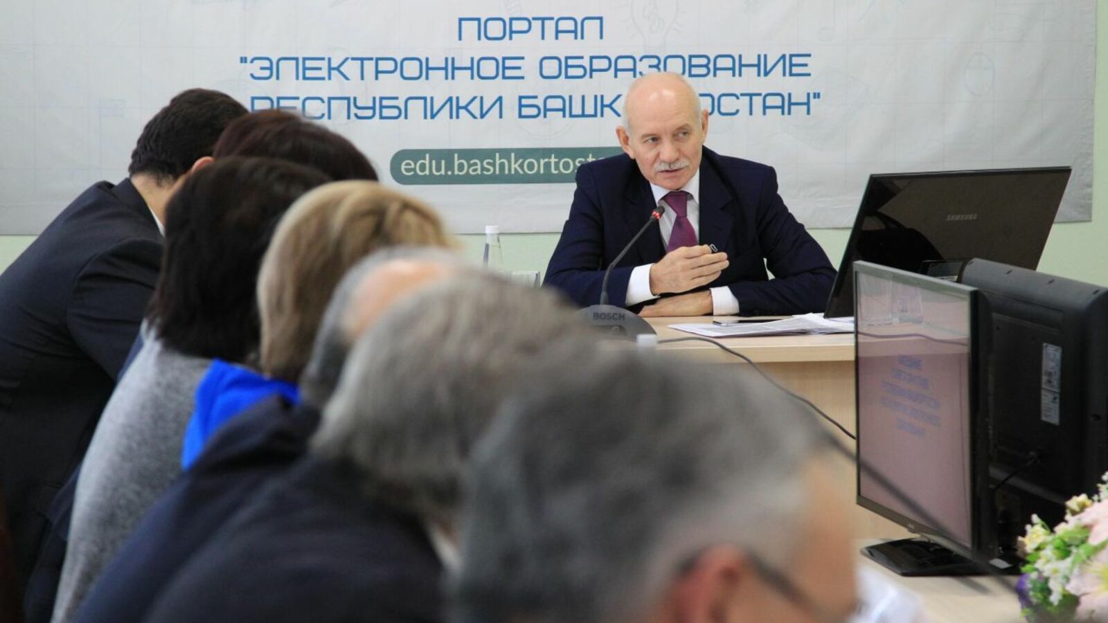 Олег Яровиков