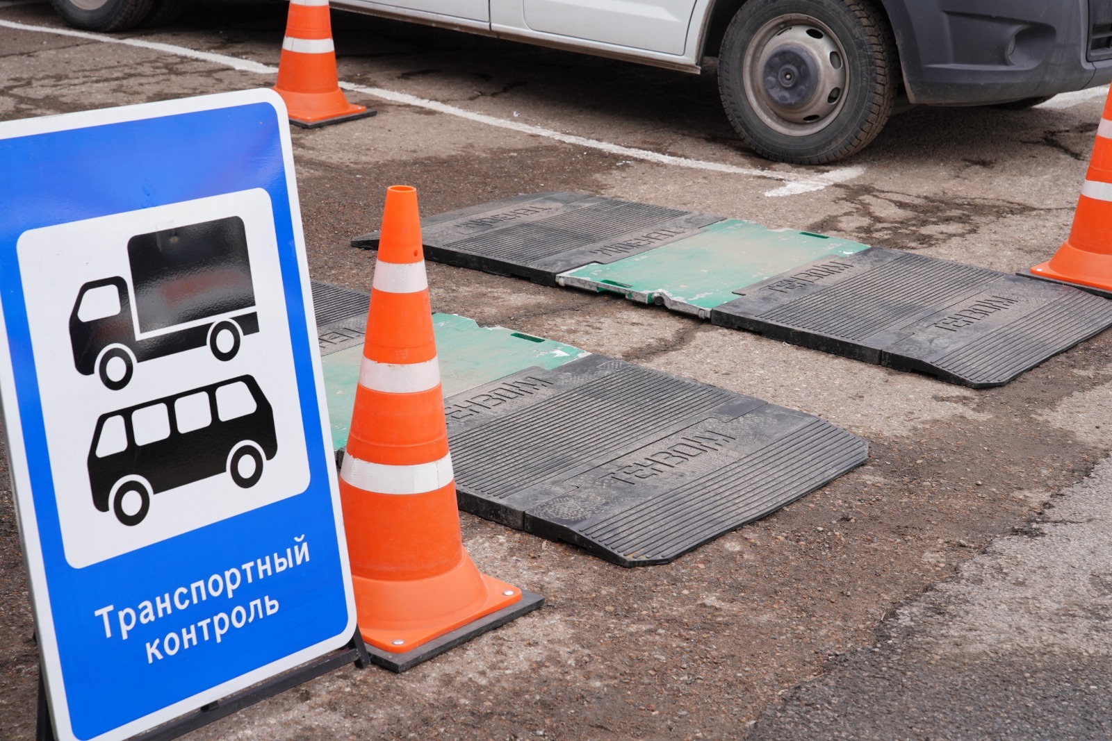 Олег Яровиков