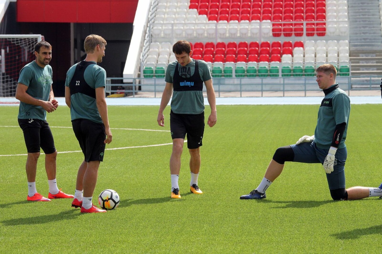 Олег Яровиков