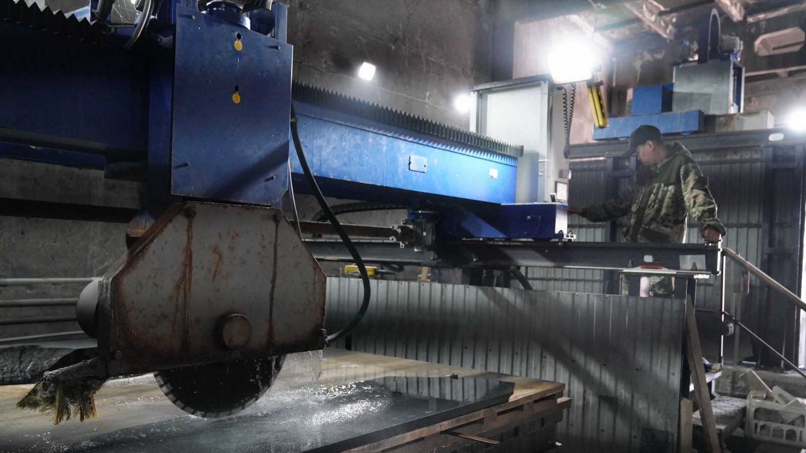 Олег Яровиков