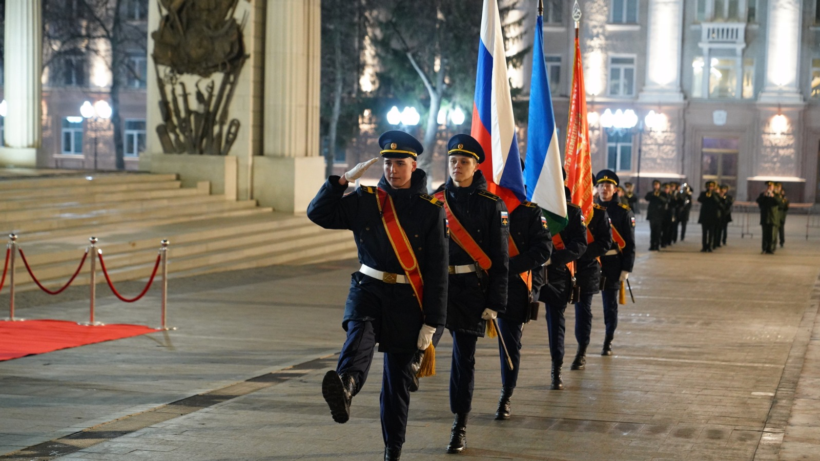 Олег Яровиков