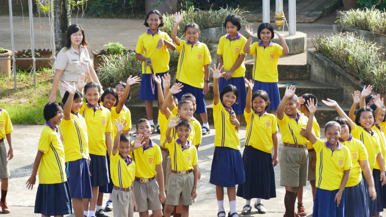 Антон Сазонов