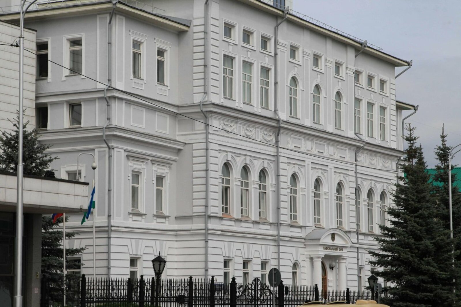 Олег Яровиков
