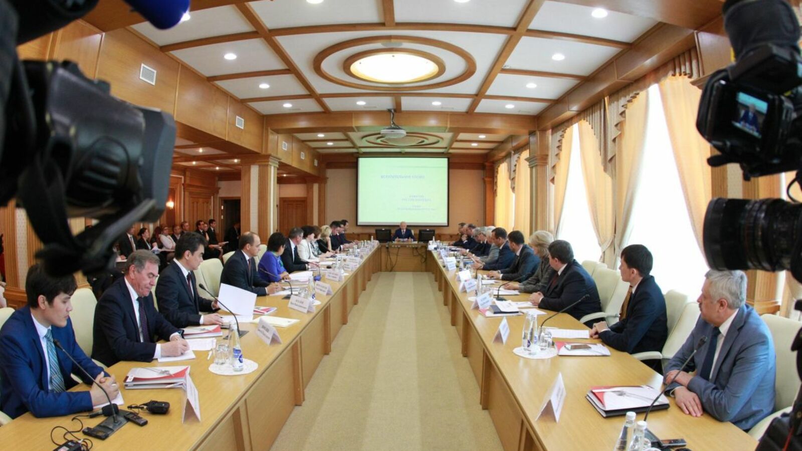 Олег Яровиков