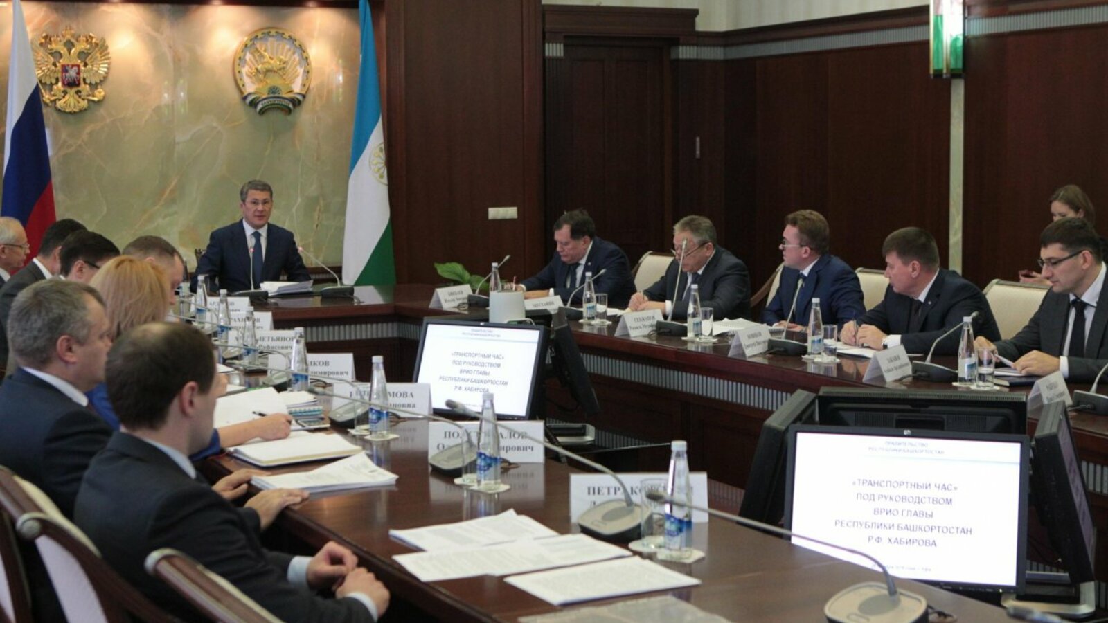 Олег Яровиков