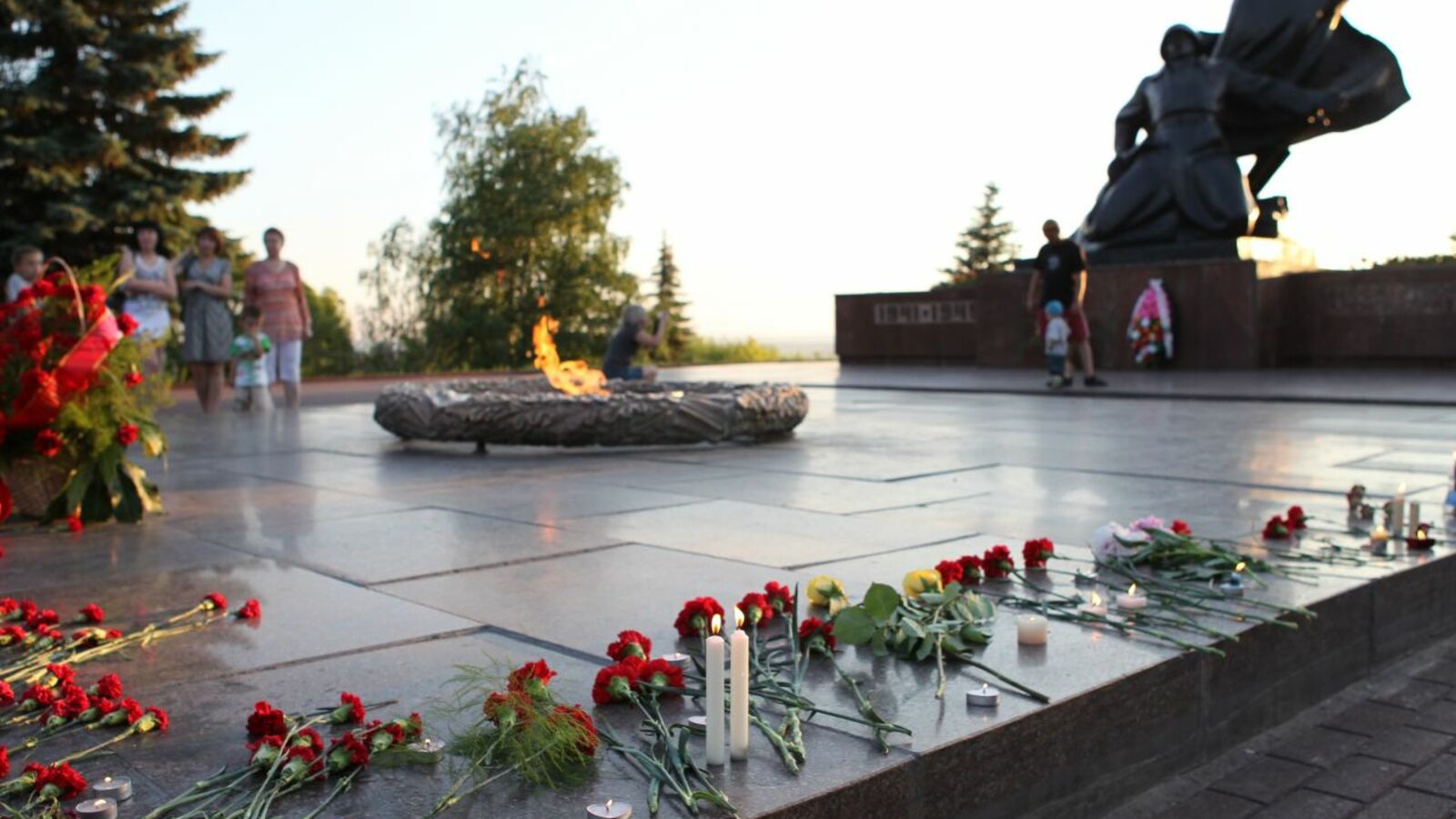 Олег Яровиков