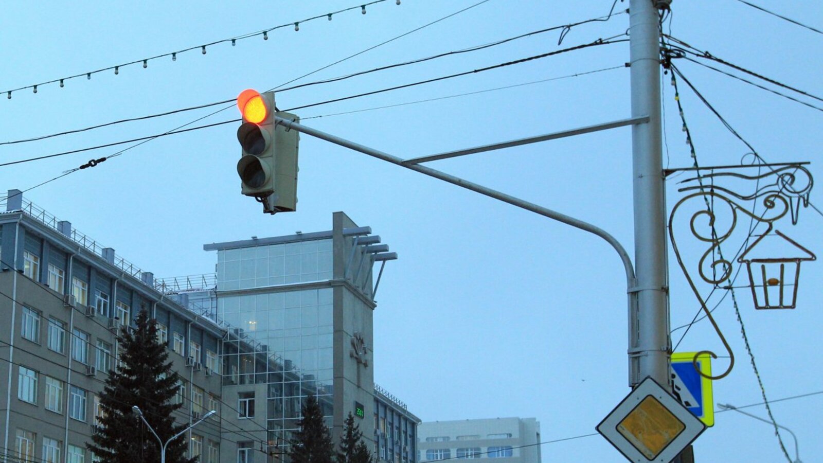 Олег Яровиков