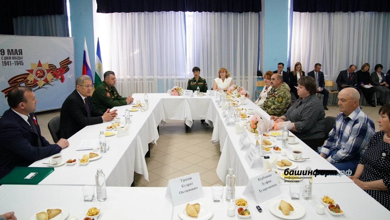 Олег Яровиков