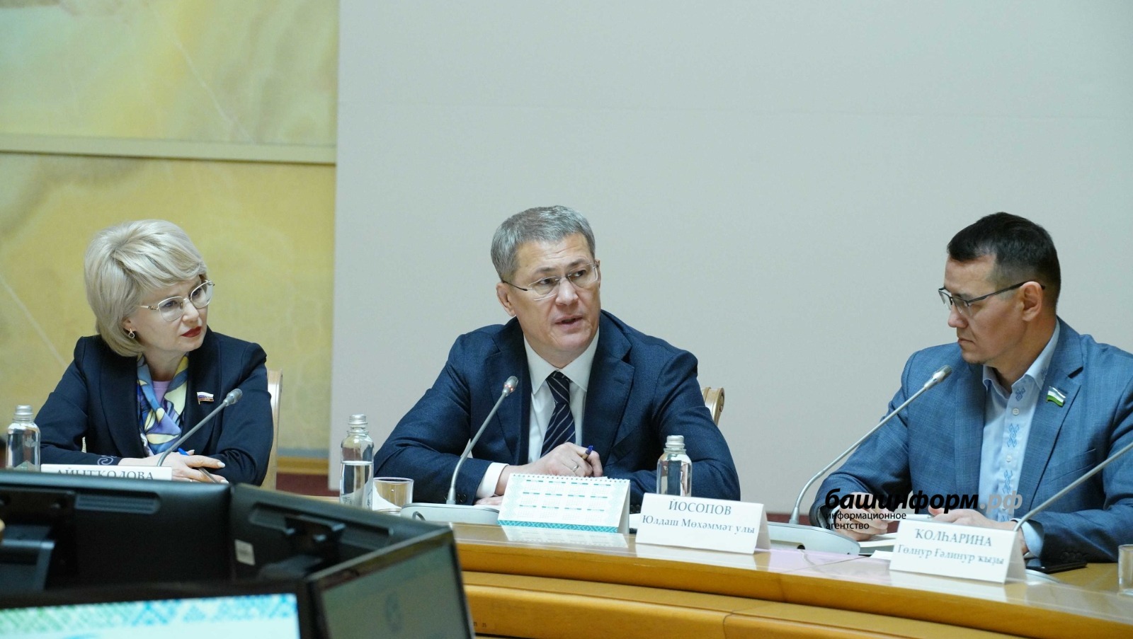 Олег Яровиков