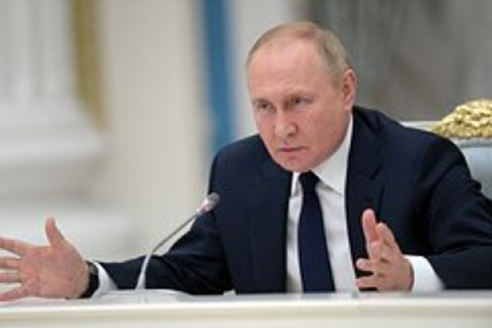 Путин проинформировал участников ОДКБ о ситуации на Украине