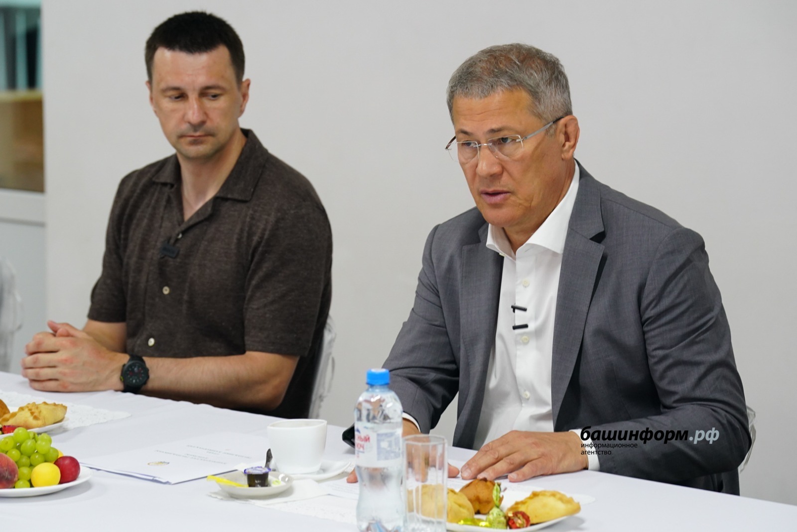 Олег Яровиков