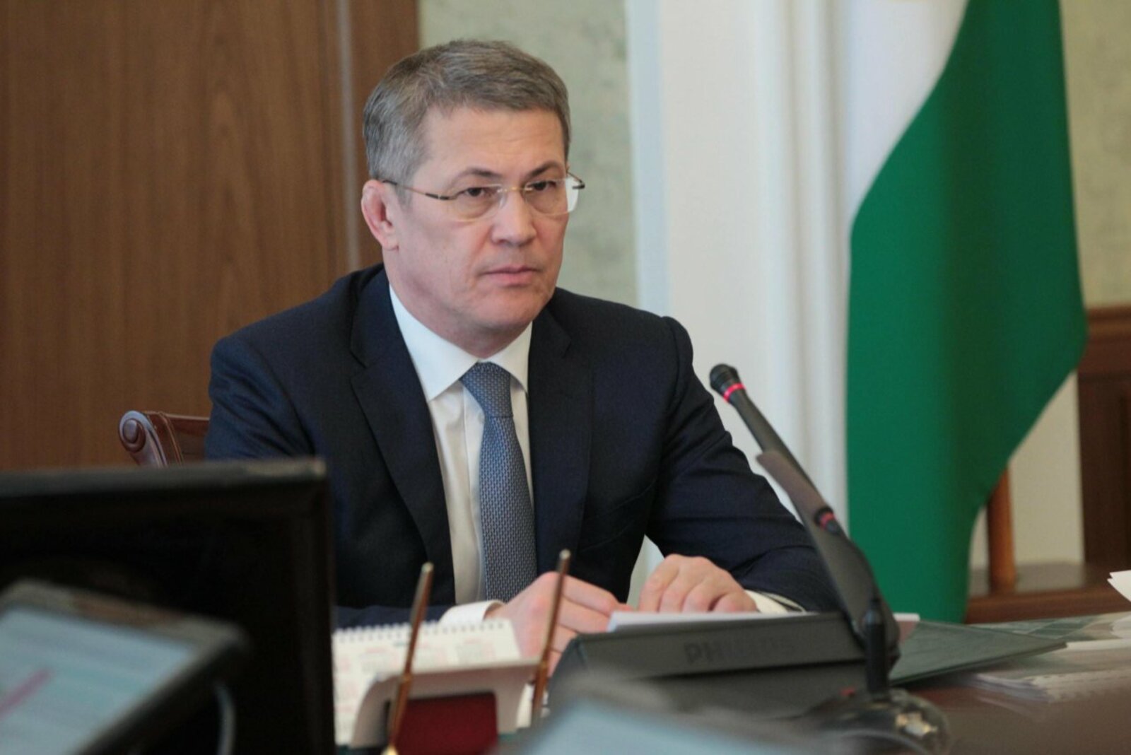 Олег Яровиков