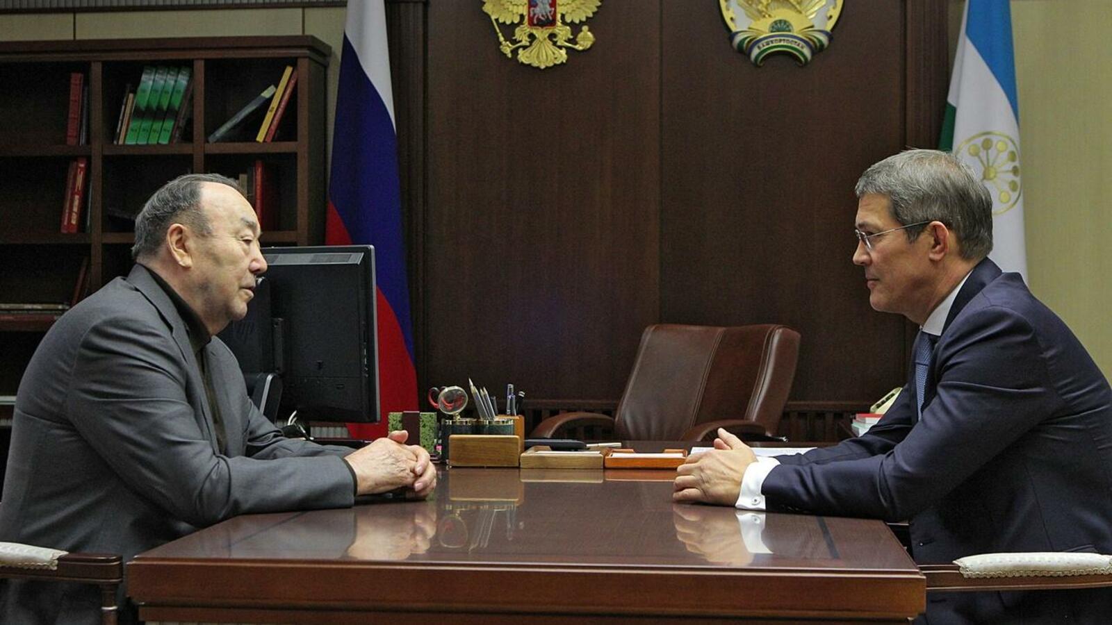 Олег Яровиков