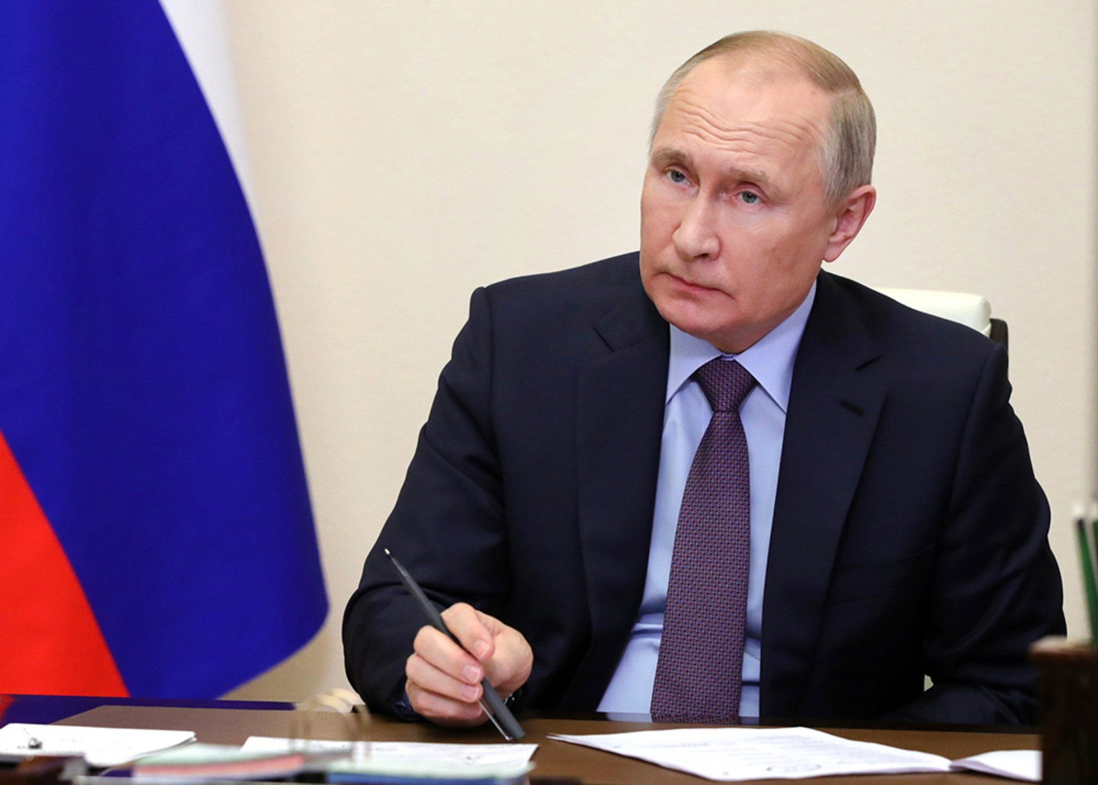 Путин обсудил с Советом безопасности концепцию гуманитарной политики России