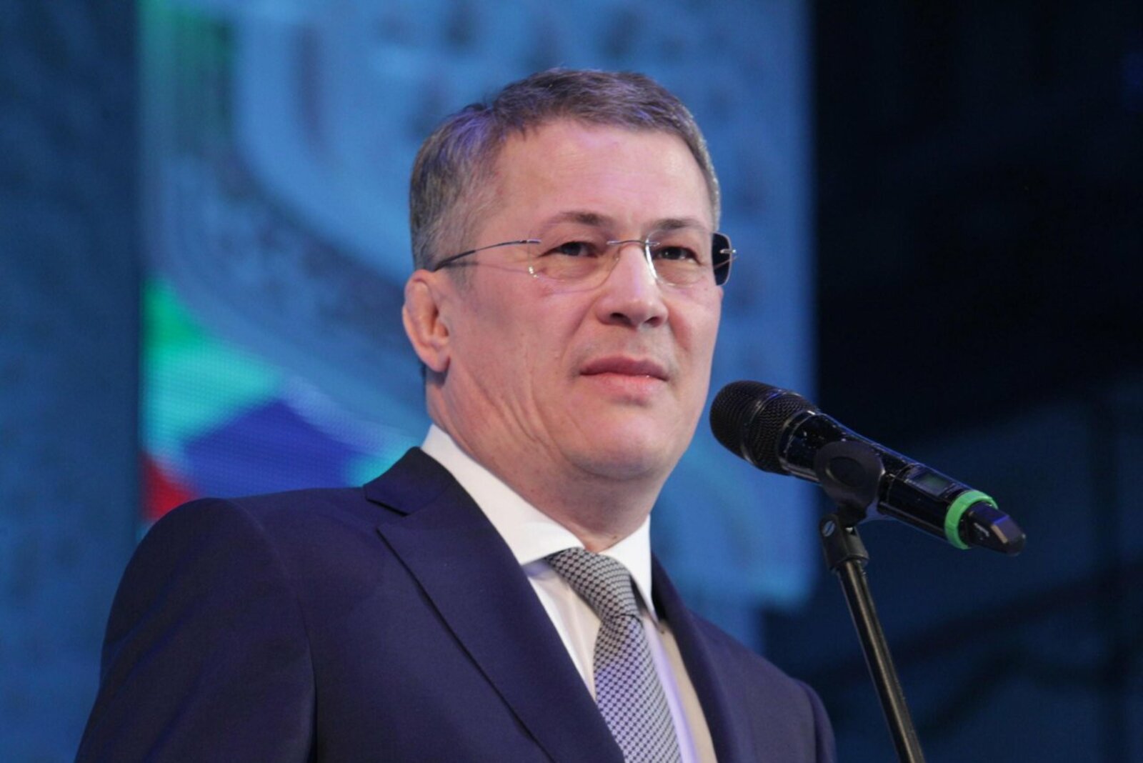 Олег Яровиков