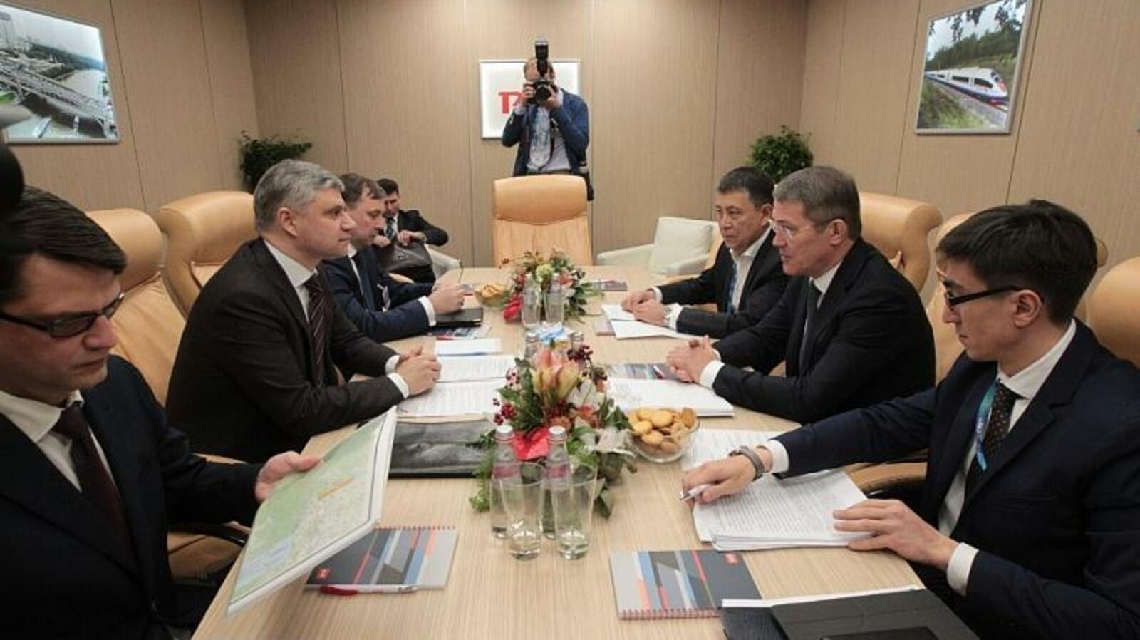 Олег Яровиков