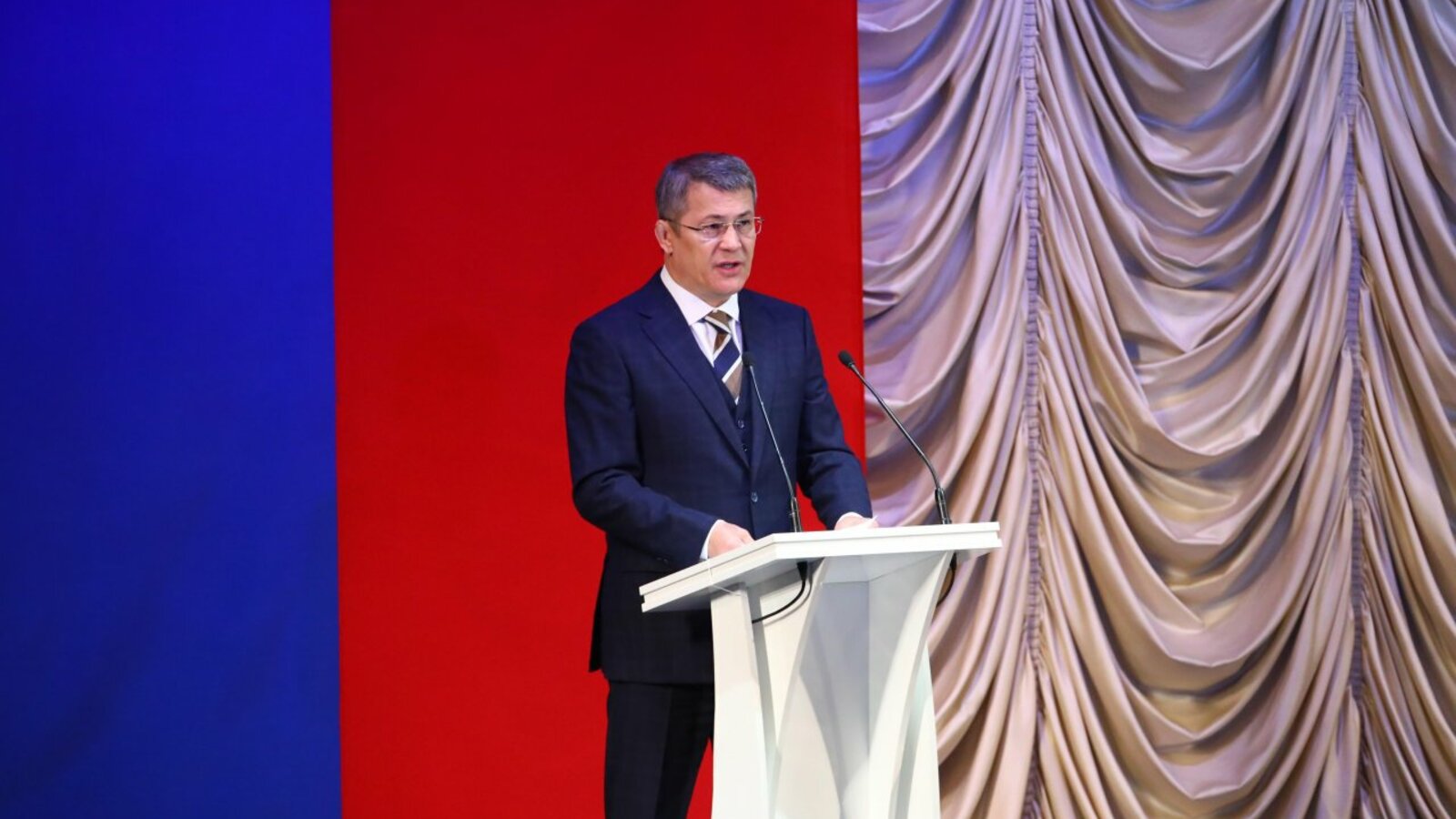 Валерий Шахов