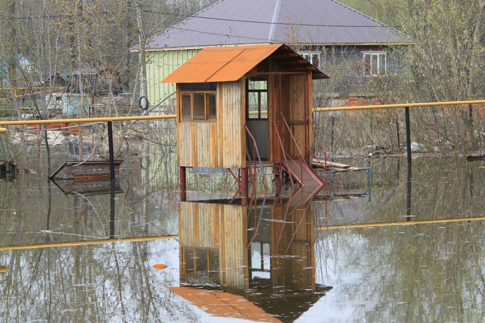 Олег Яровиков