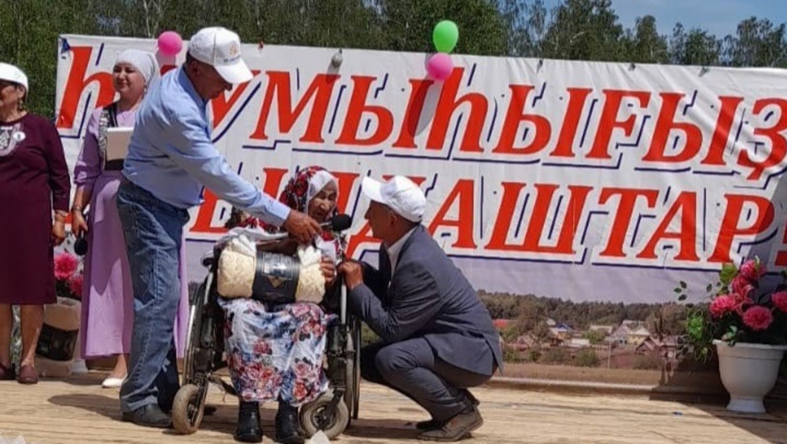 Соцсети Бориса Мелкоедова