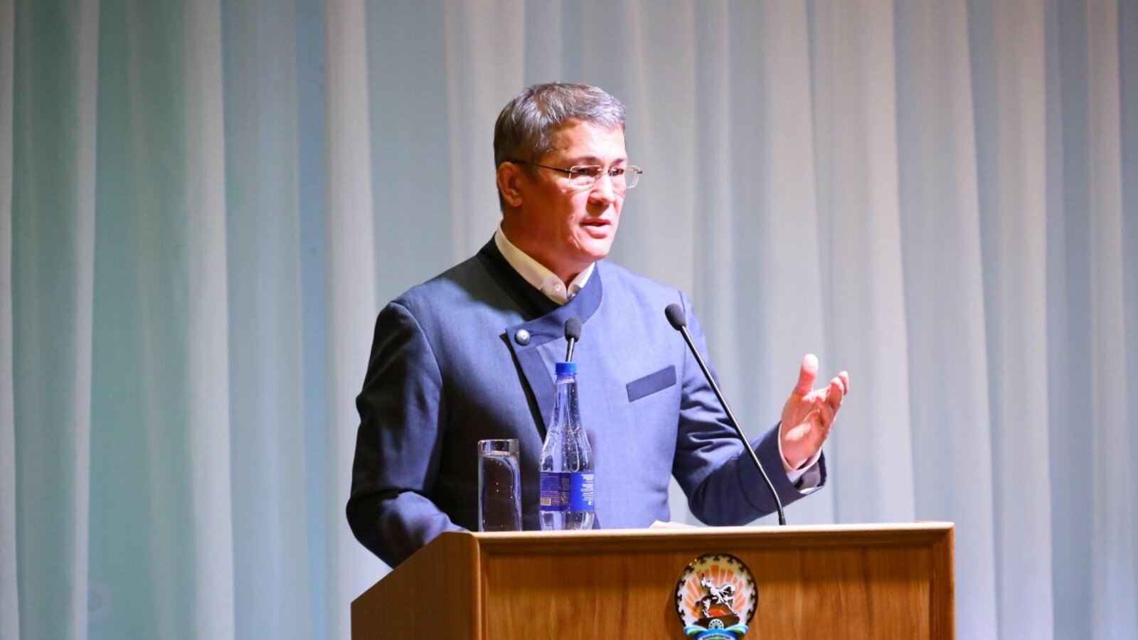 Валерий Шахов