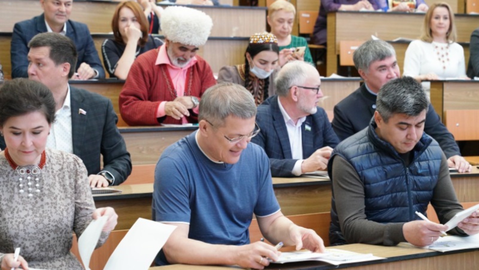 Олег Яровиков