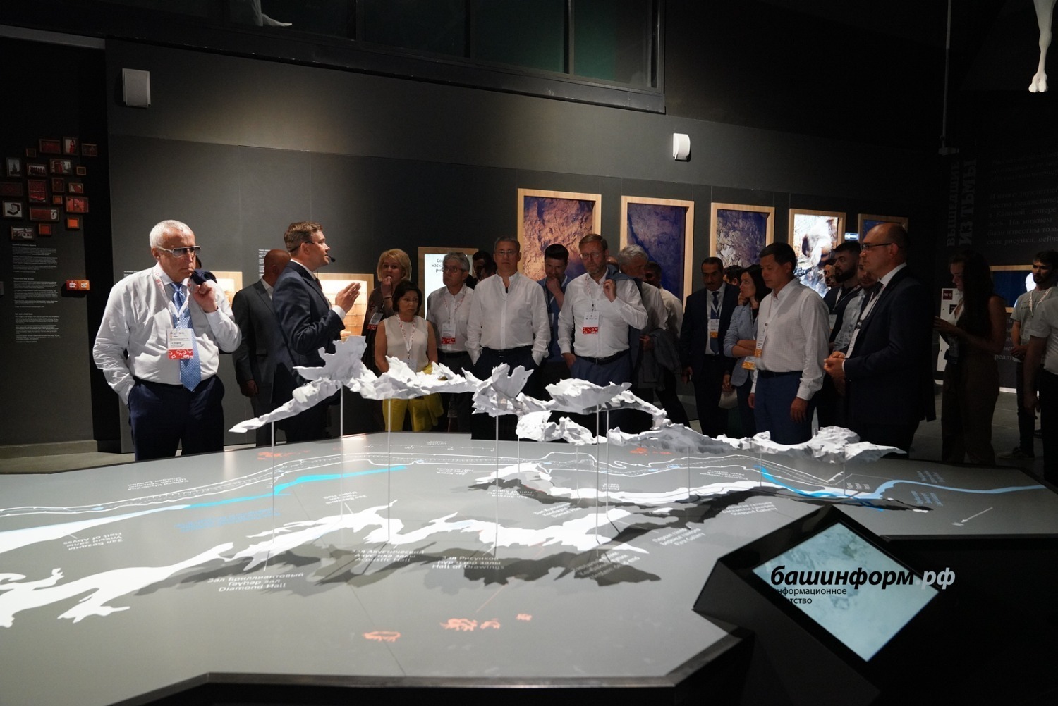 Олег Яровиков