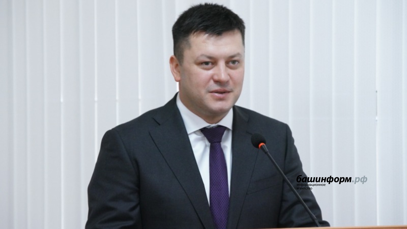 Олег Яровиков  Ратмир Мавлиев
