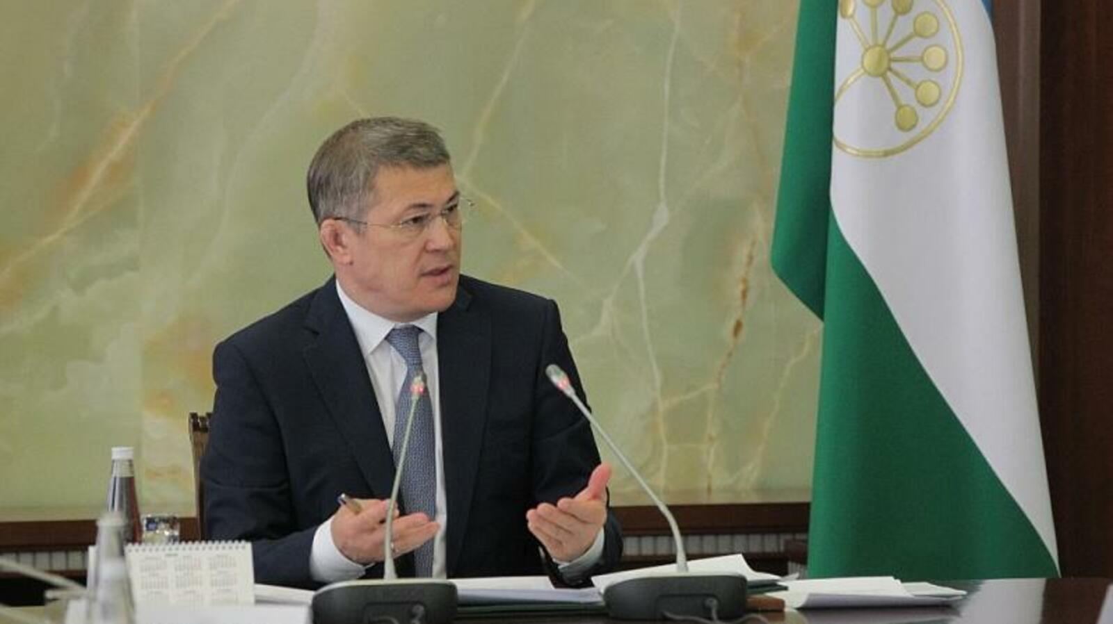 Олег Яровиков