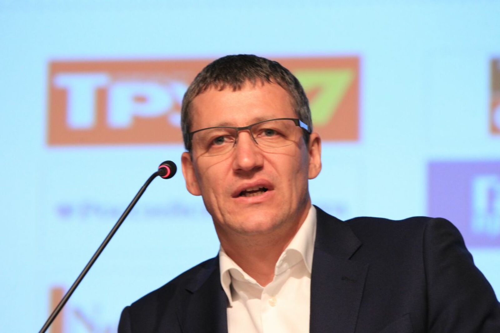 Олег Яровиков
