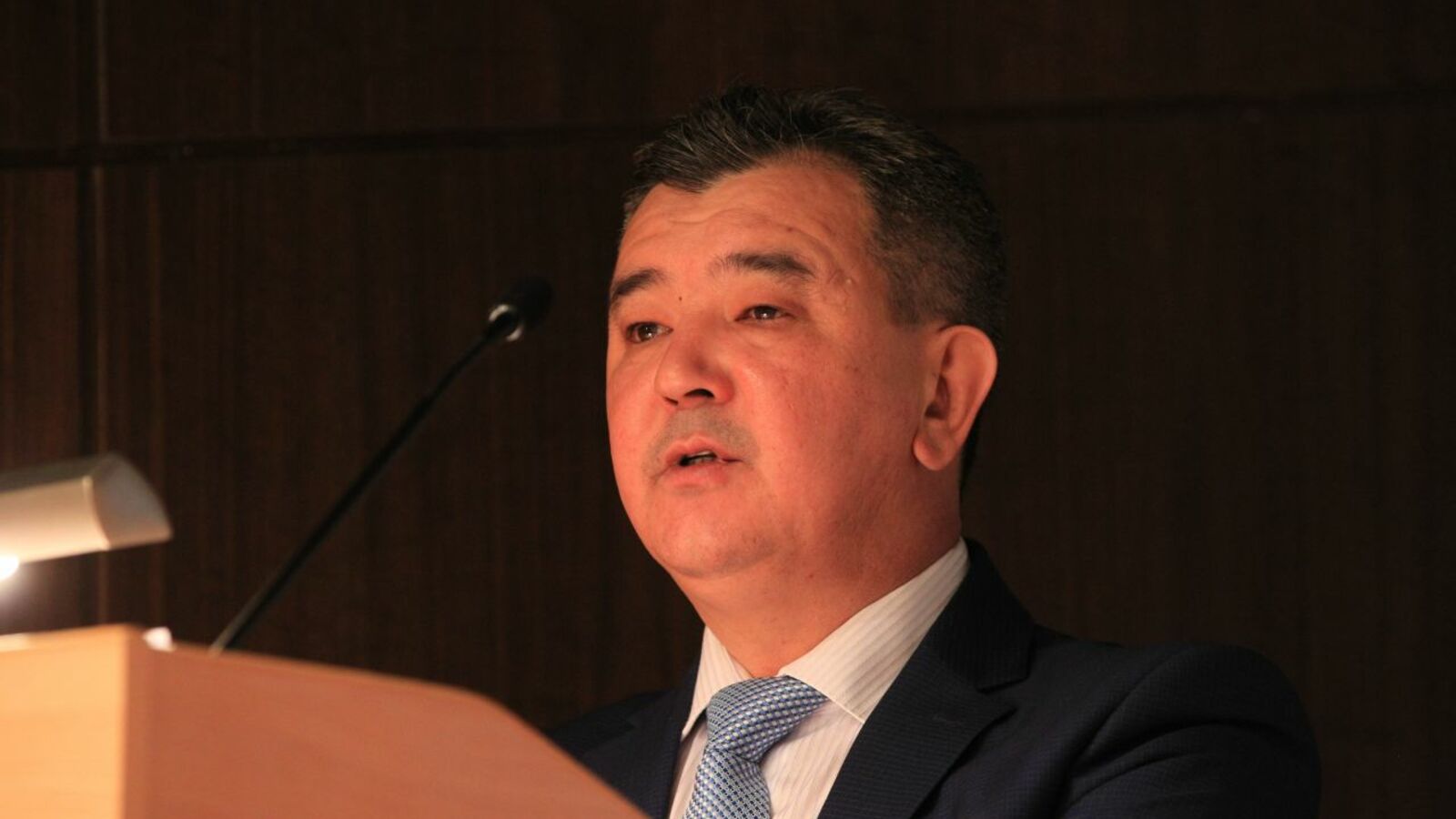 Олег Яровиков