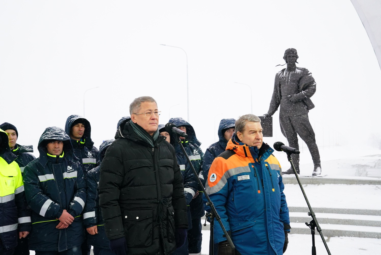 Олег Яровиков