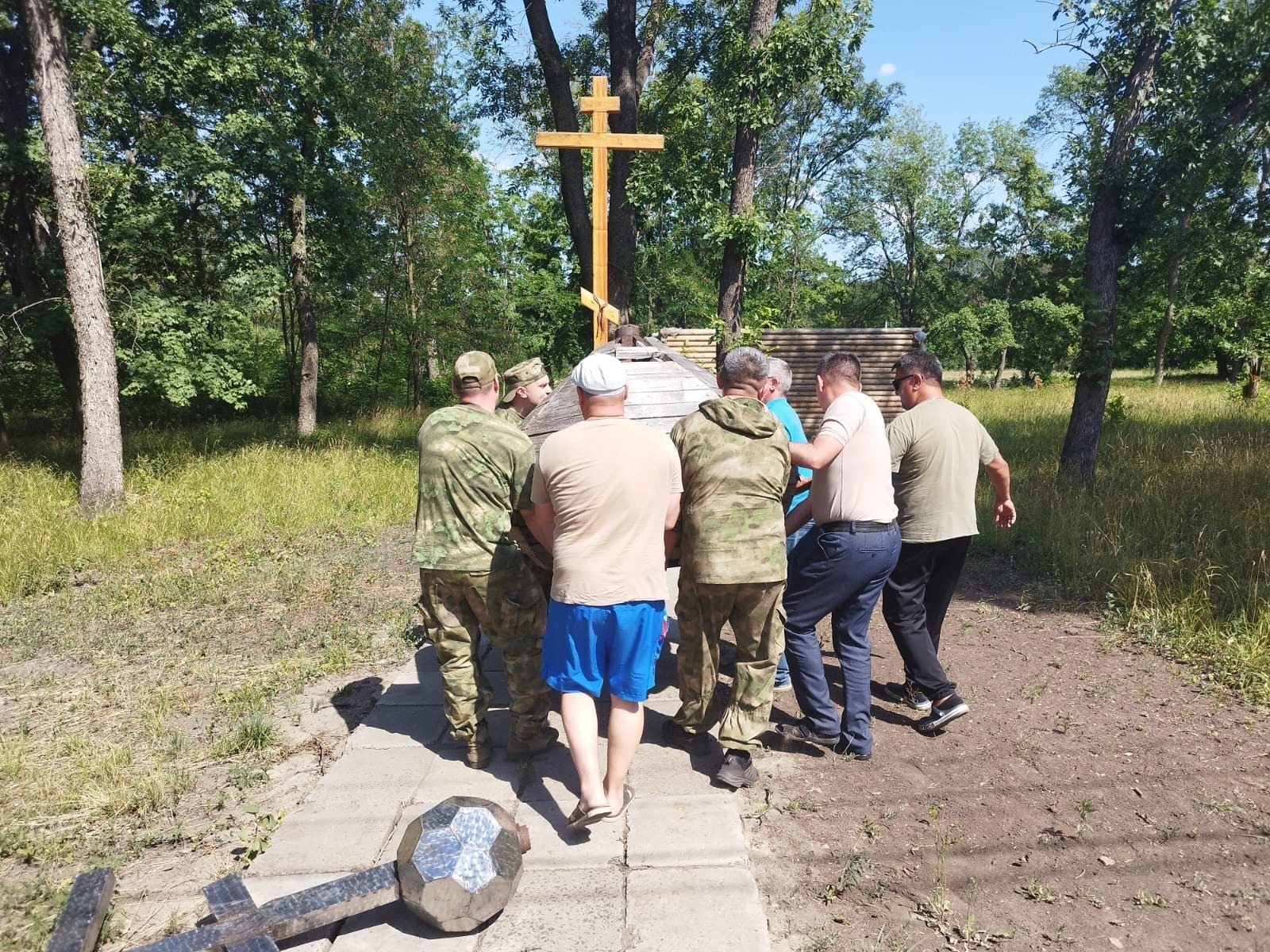 Бойцы башкирского батальона начали строить часовню в зоне СВО