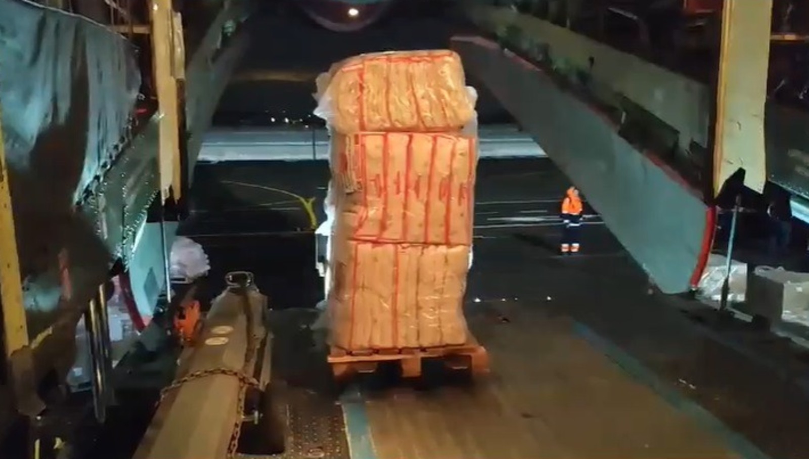 скриншот видео