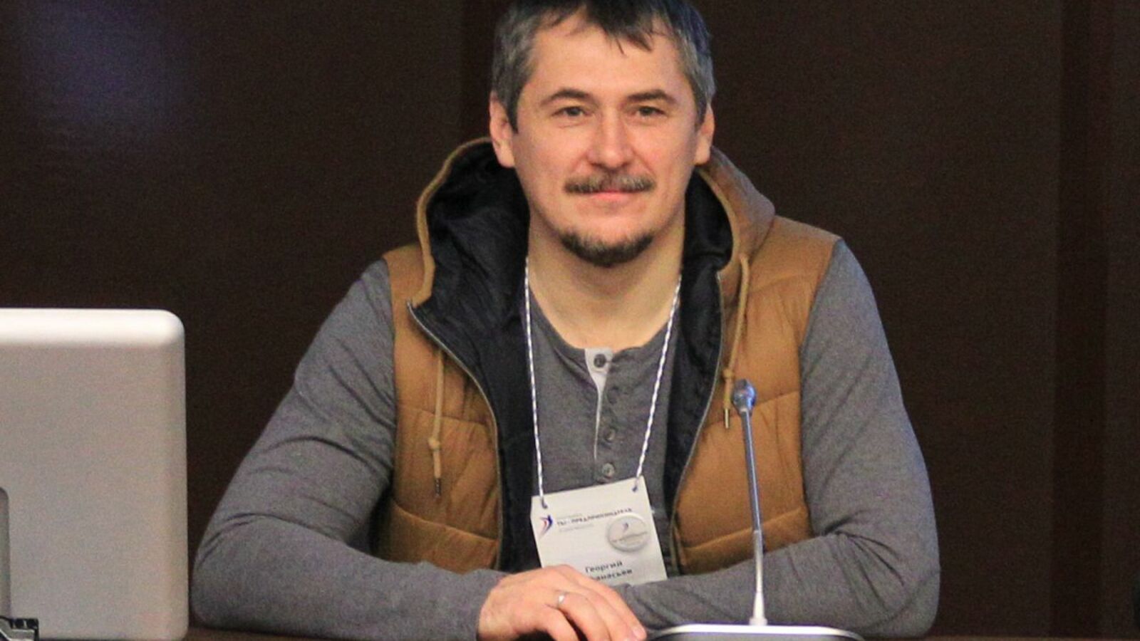 Олег Яровиков