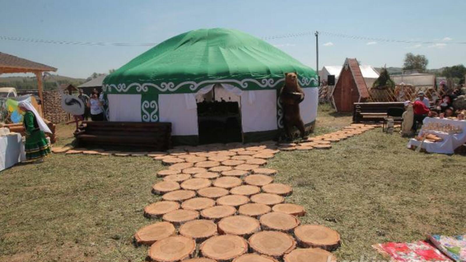 Олег Яровиков